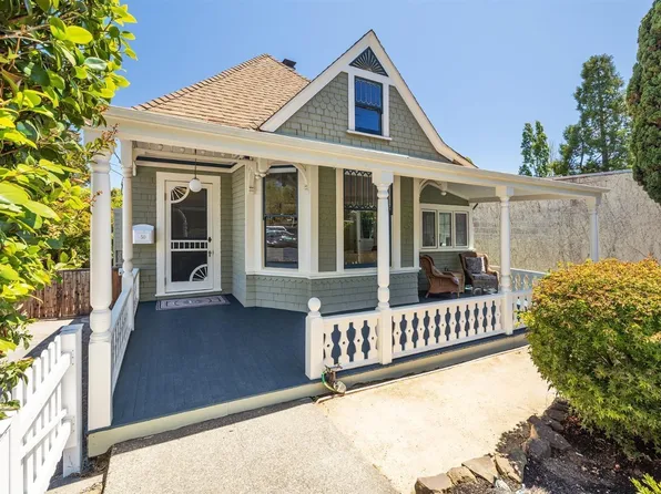 50 Corte Madera Avenue, Corte Madera, CA 94925
