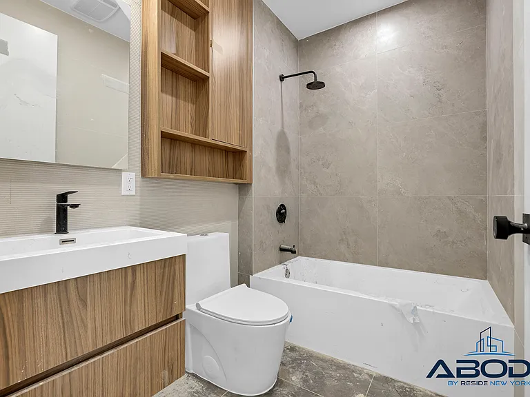 436 Sackett St #3C — Photo 14