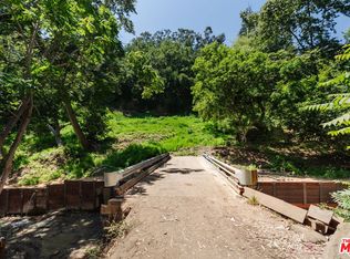 641 Hightree Rd, Santa Monica, CA 90402