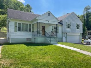 168 Celestial Ln, Richlands, VA 24641