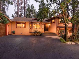 23925 Yellow Pine Rd, Mi Wuk Village, CA 95383