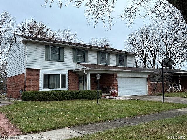 1st image of 20325 Mauer St
