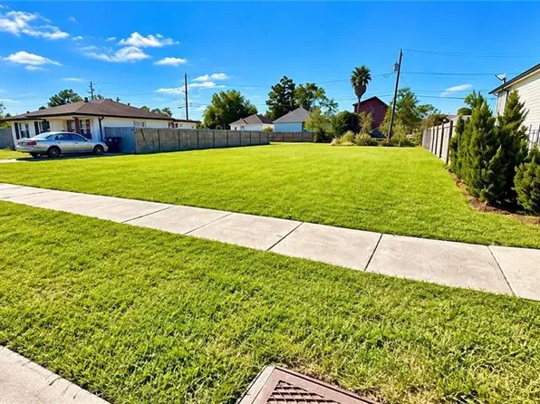 1540 Schnell Dr, Arabi, LA 70032