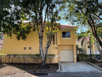 11285 Lakeview Drive #35, Pompano Beach, FL, 33071