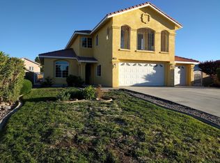 14619 Robin Ln, Helendale, CA 92342