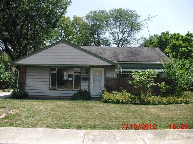 1st image of 317 Sauganash St