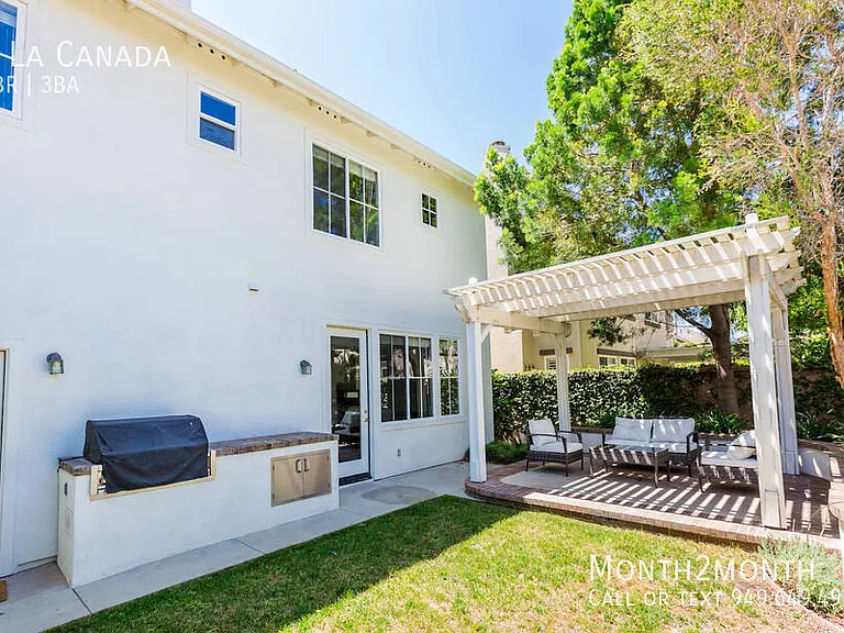 5 La Canada — Photo 20