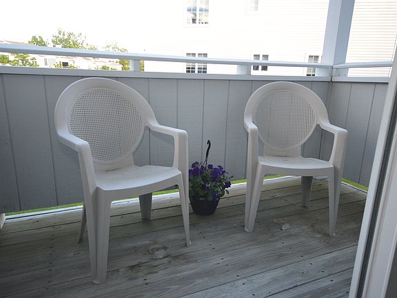 3rd image of 24209 Oak Park Dr #123A