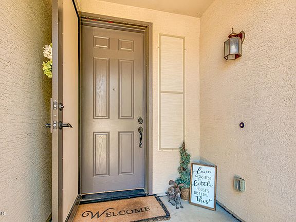 4th image of 18649 W Raymond St