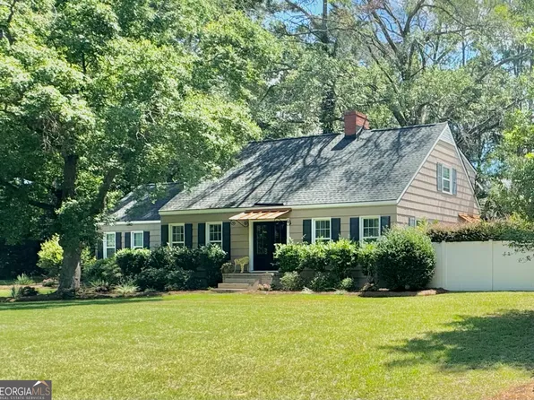 4 Shady Ln, Hazlehurst, GA 31539