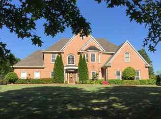 5201 Le Chateau Cv, Memphis, TN 38125