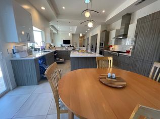 215 Loucks Ave, Los Altos, CA 94022