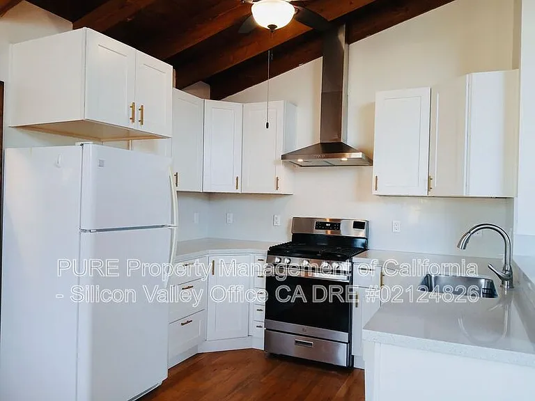 2325 7th Ave — Photo 19