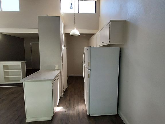 Upstairs Studio $1,695