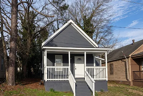 663 Williams St Photo 1
