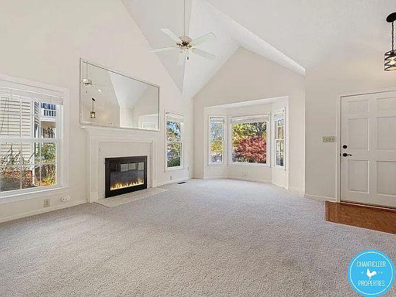 4th image of 1749 Kingston Heath Way