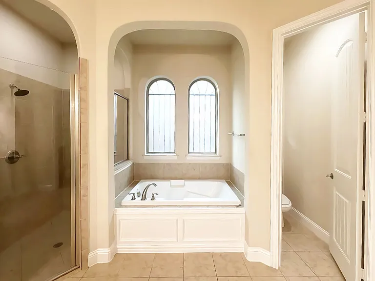 14803 Huffman Ln — Photo 22