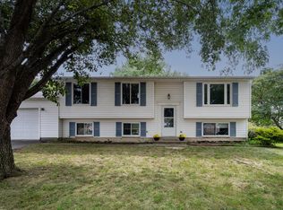 4409 Carrier Ct, Chantilly, VA 20151