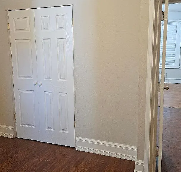 4936 Locust St — Photo 15