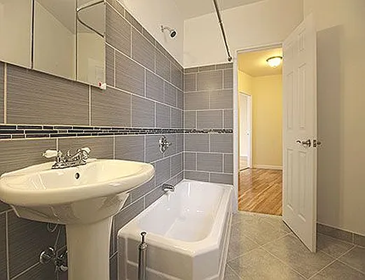 Rented by SW Queens Mezzanine | media 22