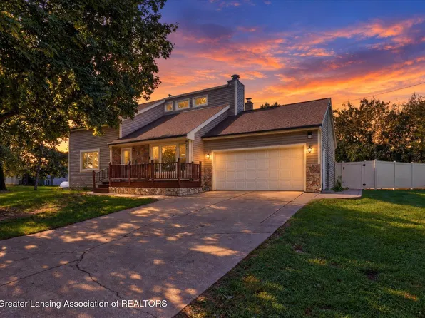 6606 S Forest Hill Rd, Saint Johns, MI 48879