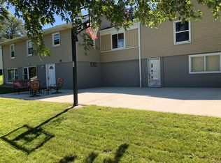 3102 Asbury Rd, Dubuque, IA 52001