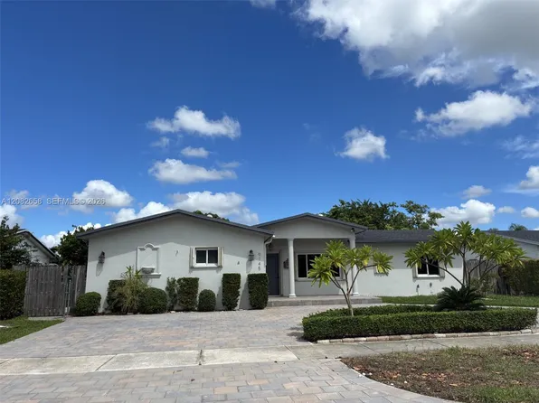 9145 SW 182nd St, Palmetto Bay, FL 33157