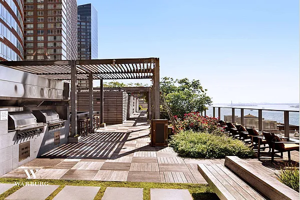 Rented by Warburg | media 69