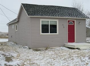 412 Main St, Circle, MT 59215