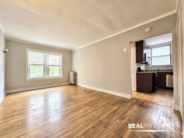 2112 W Ainslie St #S2, Chicago, IL 60625