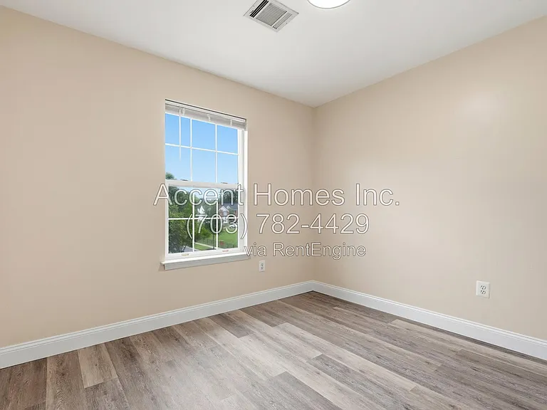 10299 Wimbledon Pl — Photo 14