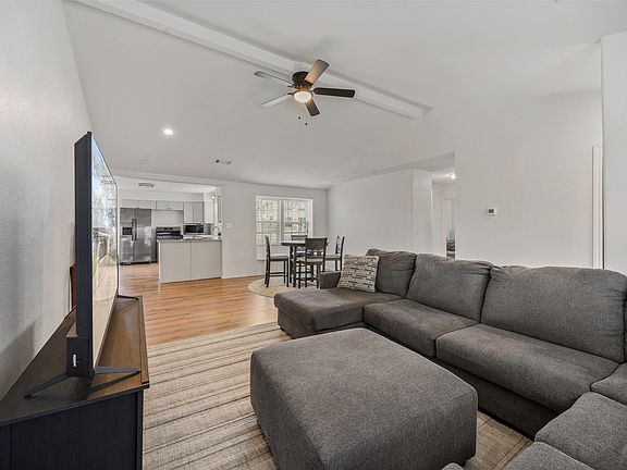 5th image of 3311 Fannin Rd