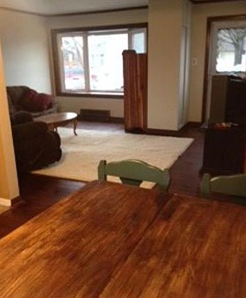 3rd image of 25935 Mackinac St
