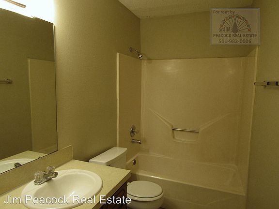 5th image of 3 Pinewood Ct APT A