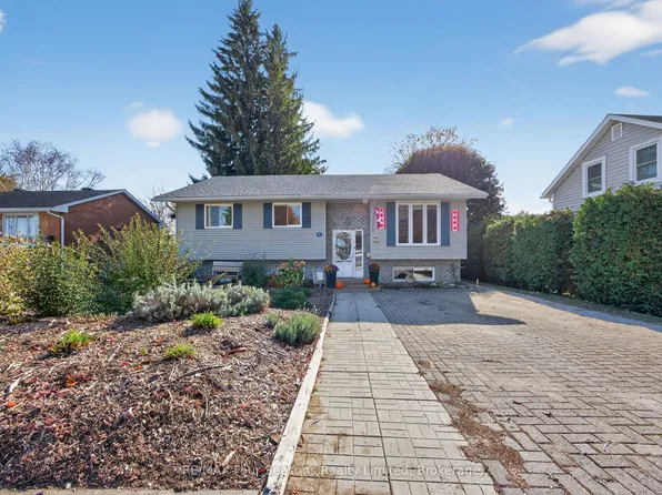 7 Batteaux Rd, Clearview, ON L9Y 3Z1