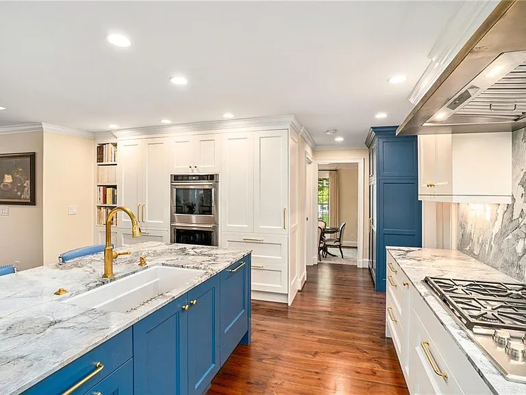 575 Peachtree Battle Ave NW — Photo 7