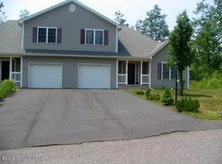 404A Pin Oak Dr, White Haven, PA 18661