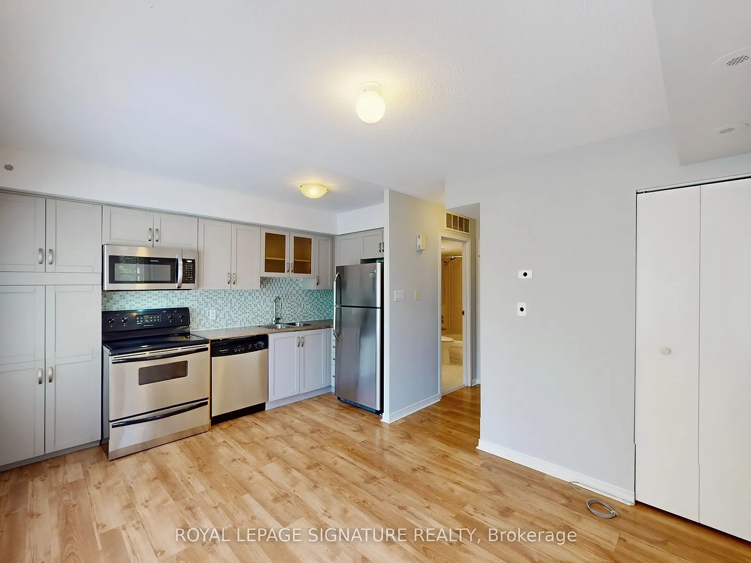 1 bed, $2,100 — Photo 4