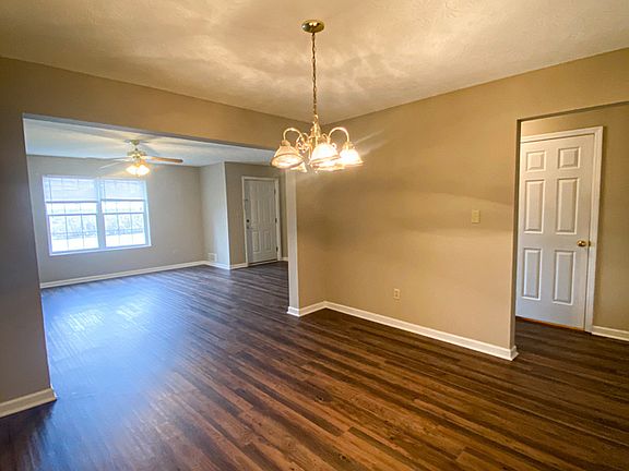 4th image of 136 Eagle Nest Dr #1