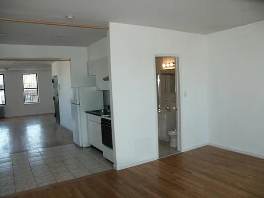 Rented by Nyrex | media 14