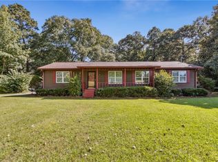 3600 Willowwind Ct, Loganville, GA 30052