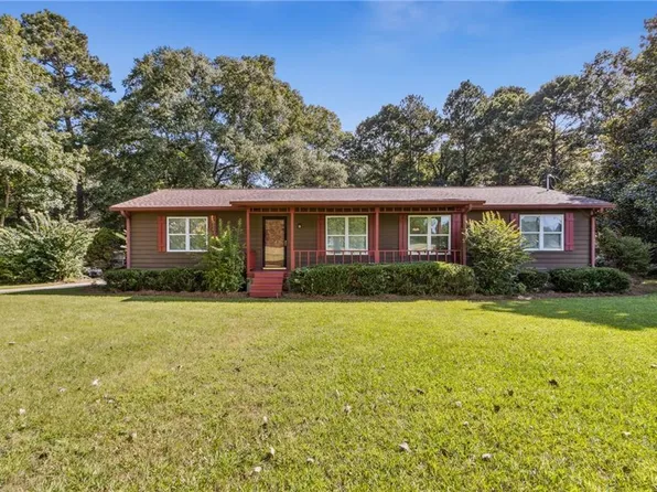 3600 Willowwind Ct, Loganville, GA 30052