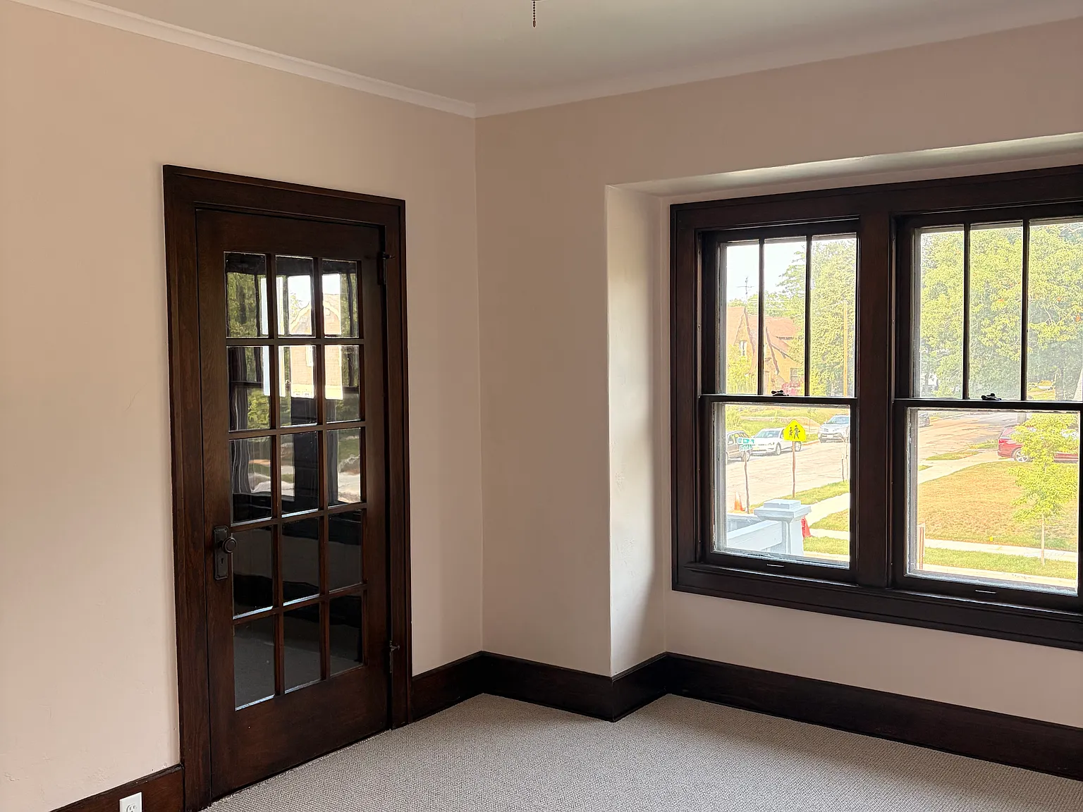 2 bed, 1200 sqft, $1,550 — Photo 2