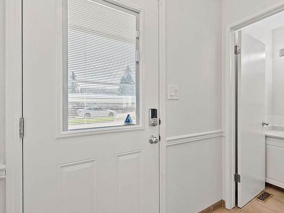 3rd image of 18337 66th Ave NW
