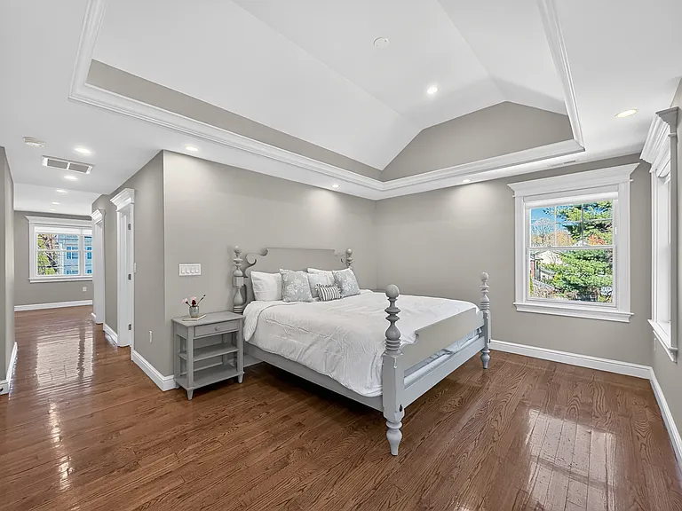 16 Walsh Rd — Photo 19