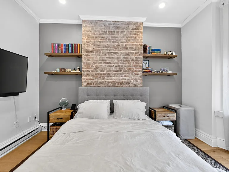 1214 Washington St #2 — Photo 15