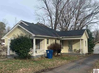 102 N 9th St, Murray, KY 42071
