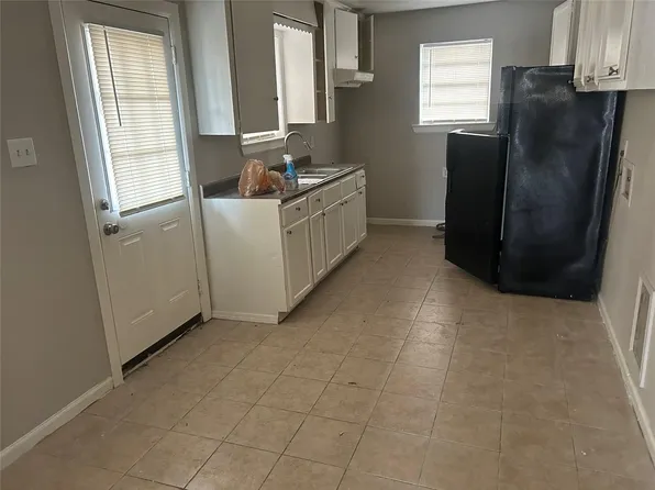 3333 Linn St, Houston, TX 77026