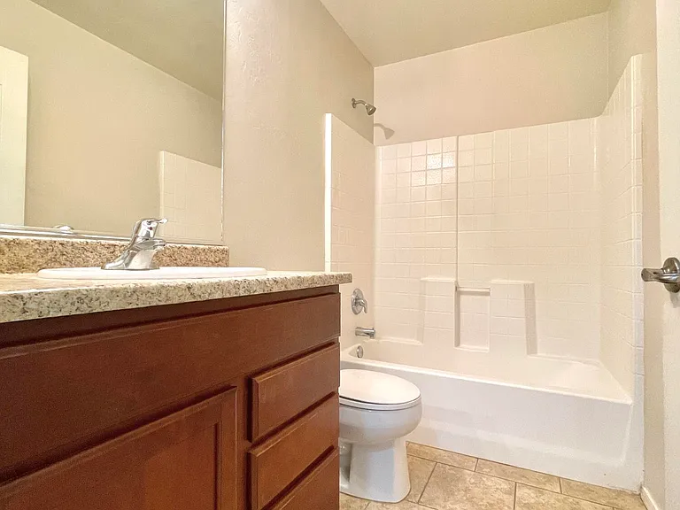 11889 W Heyburn Dr — Photo 21