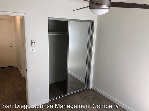 4th image of 2421 E St #2427-3